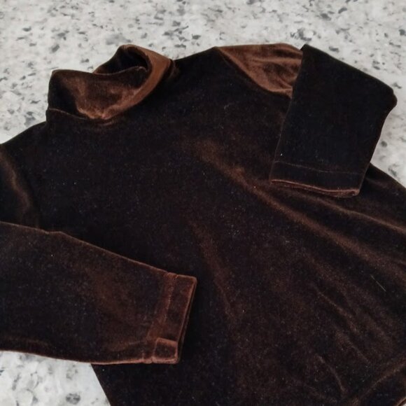 cozy toes Other - Cozy Toes Chocolate Brown Velvet Mock Turtleneck Top - 3T